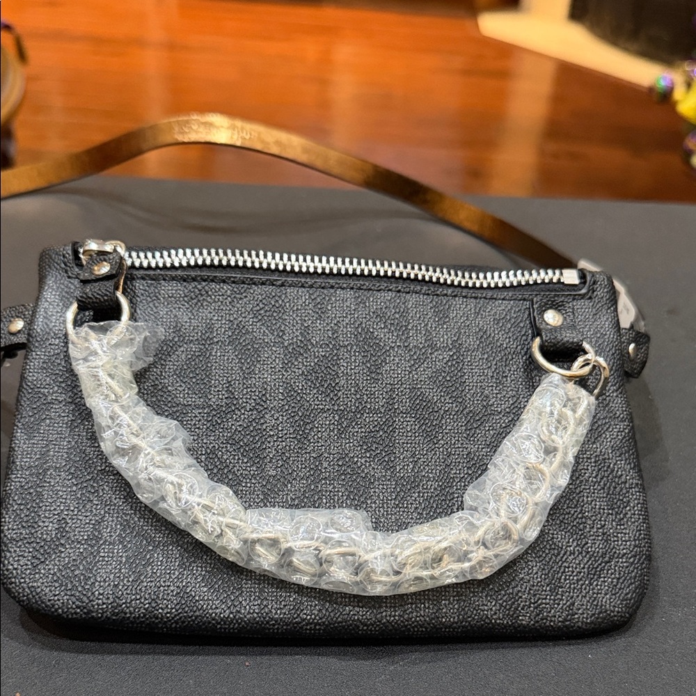 Elegant Black Beltbag